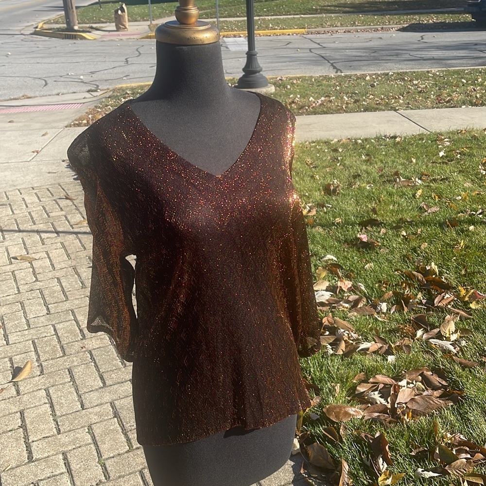 #Glitter Thread Top - image 3